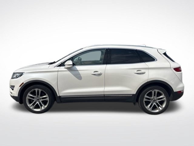 Used 2017 Lincoln MKC Reserve AWD/4WD image 2