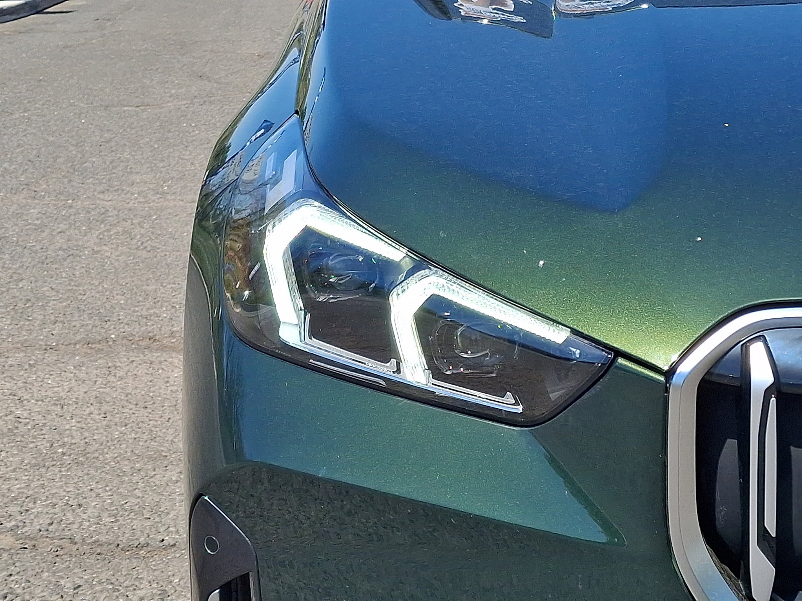 Used 2024 BMW X1 xDrive28i w/ Premium Package AWD/4WD image 9