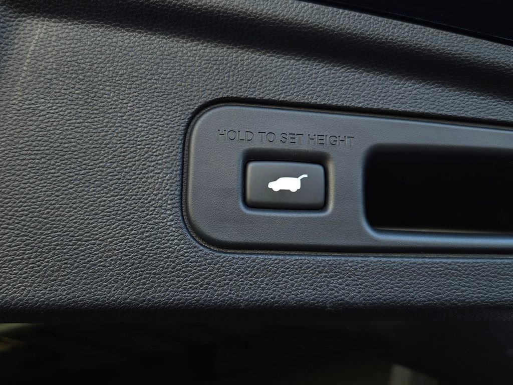 Used 2023 Acura MDX FWD w/ Technology Package image 36