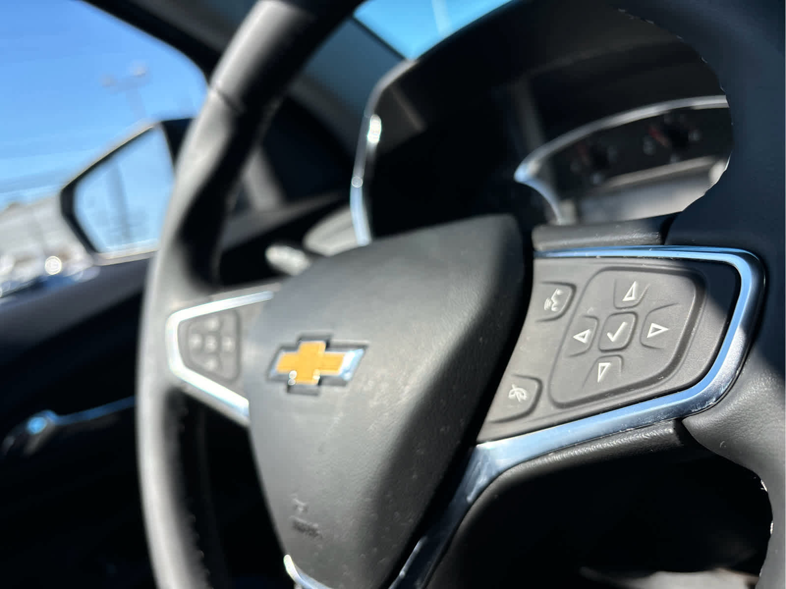 Certified 2024 Chevrolet Equinox LT w/ LPO, Floor Liner Package image 13