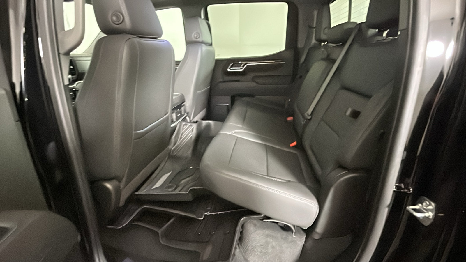 New 2026 GMC Sierra 1500 Elevation w/ Elevation Premium Package AWD/4WD image 33