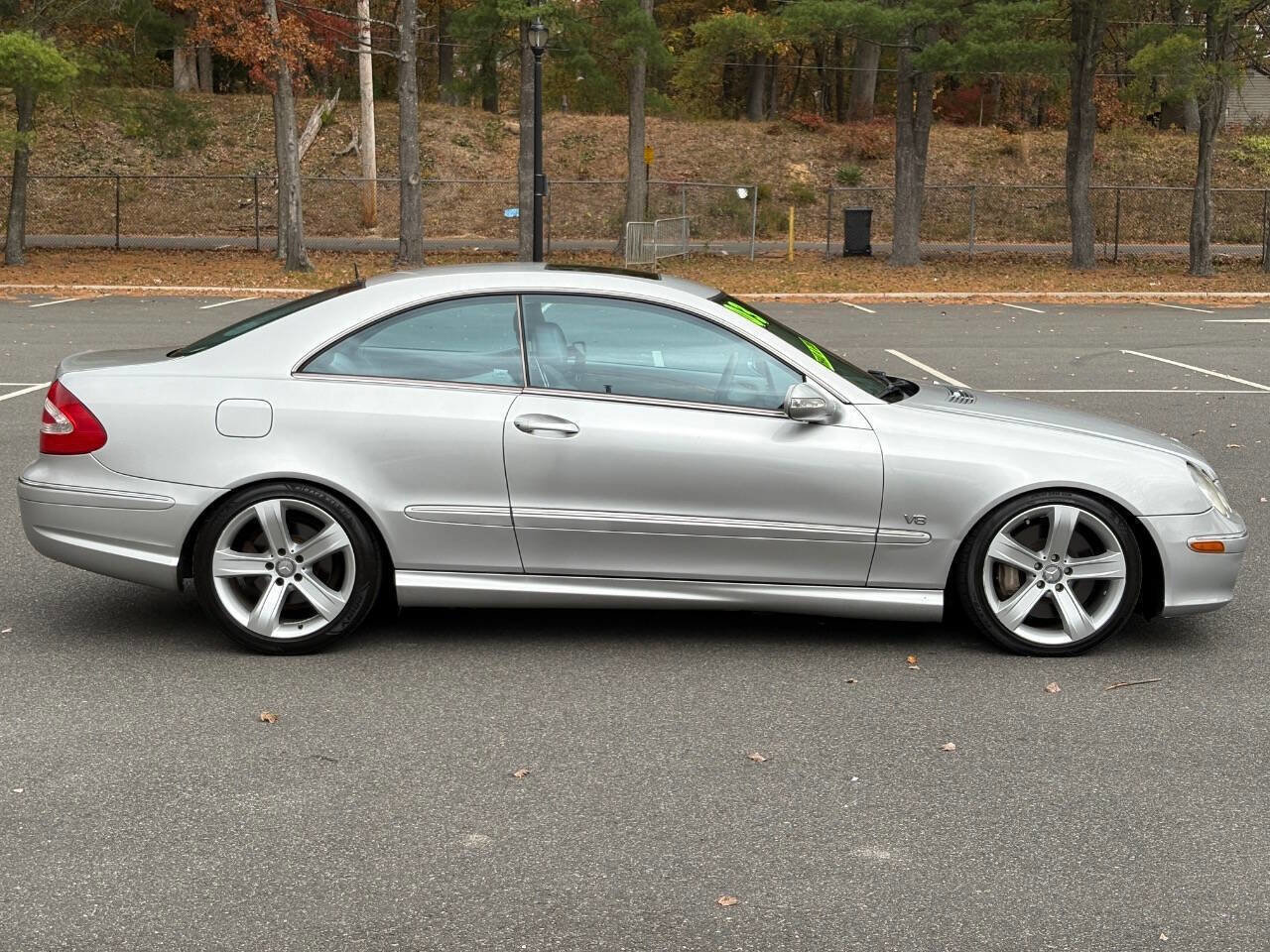 Used 2003 Mercedes-Benz CLK 500 Coupe image 4