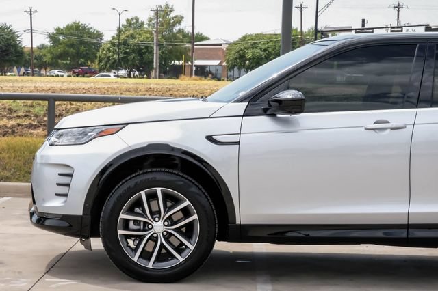 Used 2026 Land Rover Discovery Sport Landmark AWD/4WD image 17