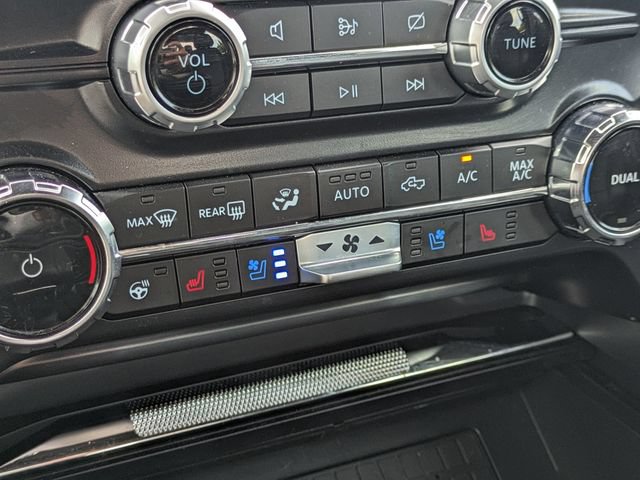 Used 2024 Ford F150 Lariat w/ Equipment Group 502A High AWD/4WD image 31