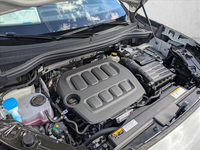 New 2026 Volkswagen Tiguan SE R-Line image 27