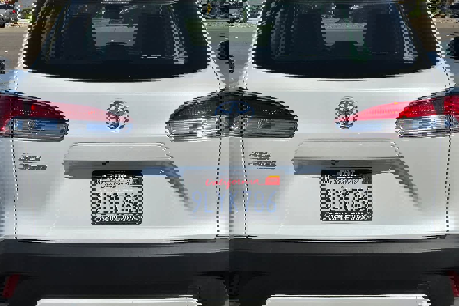 Certified 2024 Toyota Corolla Cross L image 19