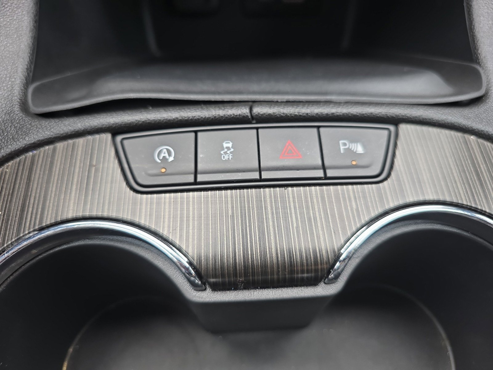 Used 2023 GMC Acadia SLT w/ Preferred Package FWD image 26