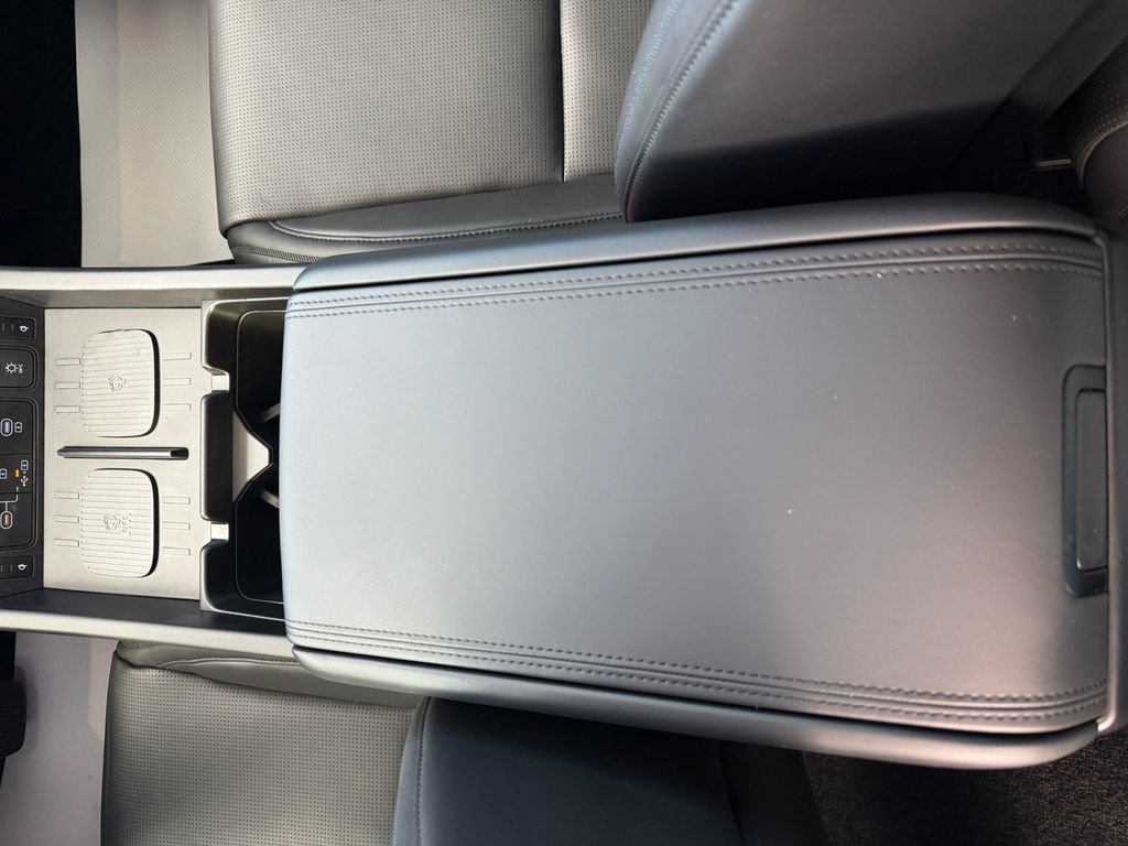 Used 2024 Hyundai Santa Fe Calligraphy image 23