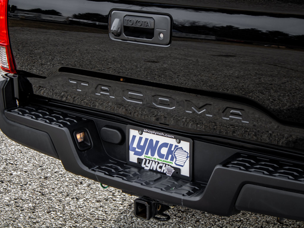 Used 2023 Toyota Tacoma SR5 image 9