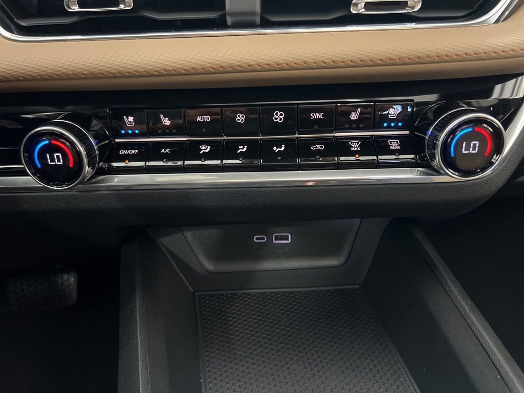 New 2026 Chevrolet Equinox ACTIV image 16