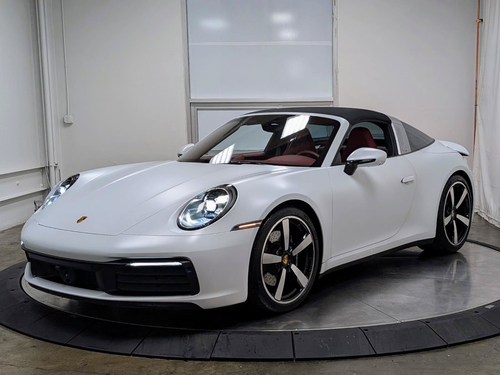 Used 2023 Porsche 911 Targa 4S w/ Premium Package AWD/4WD image 11