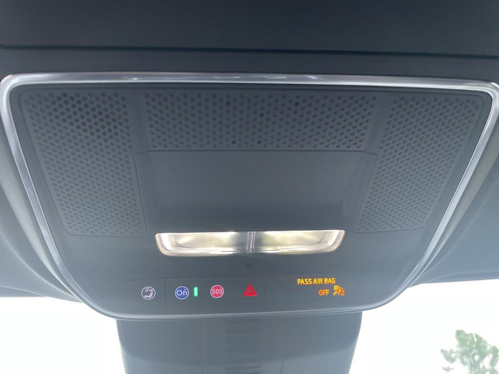 New 2026 Chevrolet Traverse High Country w/ LPO, Floor Liner Package image 26