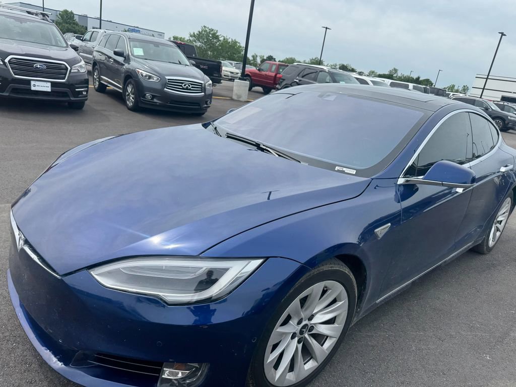 Used 2016 Tesla Model S 70D AWD/4WD image 2