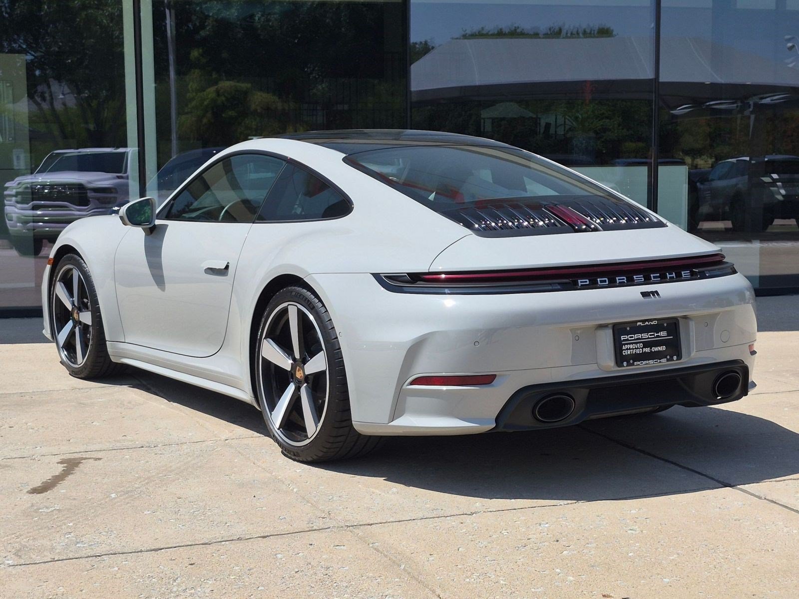 Certified 2026 Porsche 911 Carrera RWD image 3