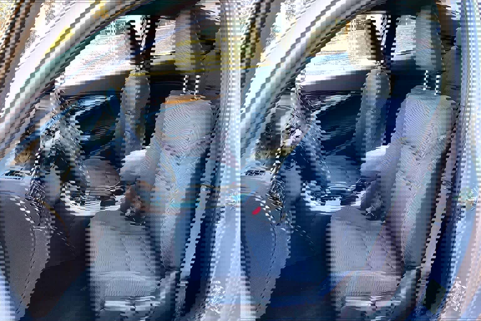 Used 2017 Honda Accord LX-S image 6