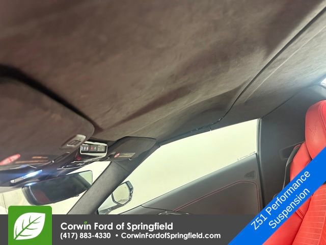 Used 2023 Chevrolet Corvette Stingray Premium Conv w/ Z51 Performance Package image 17