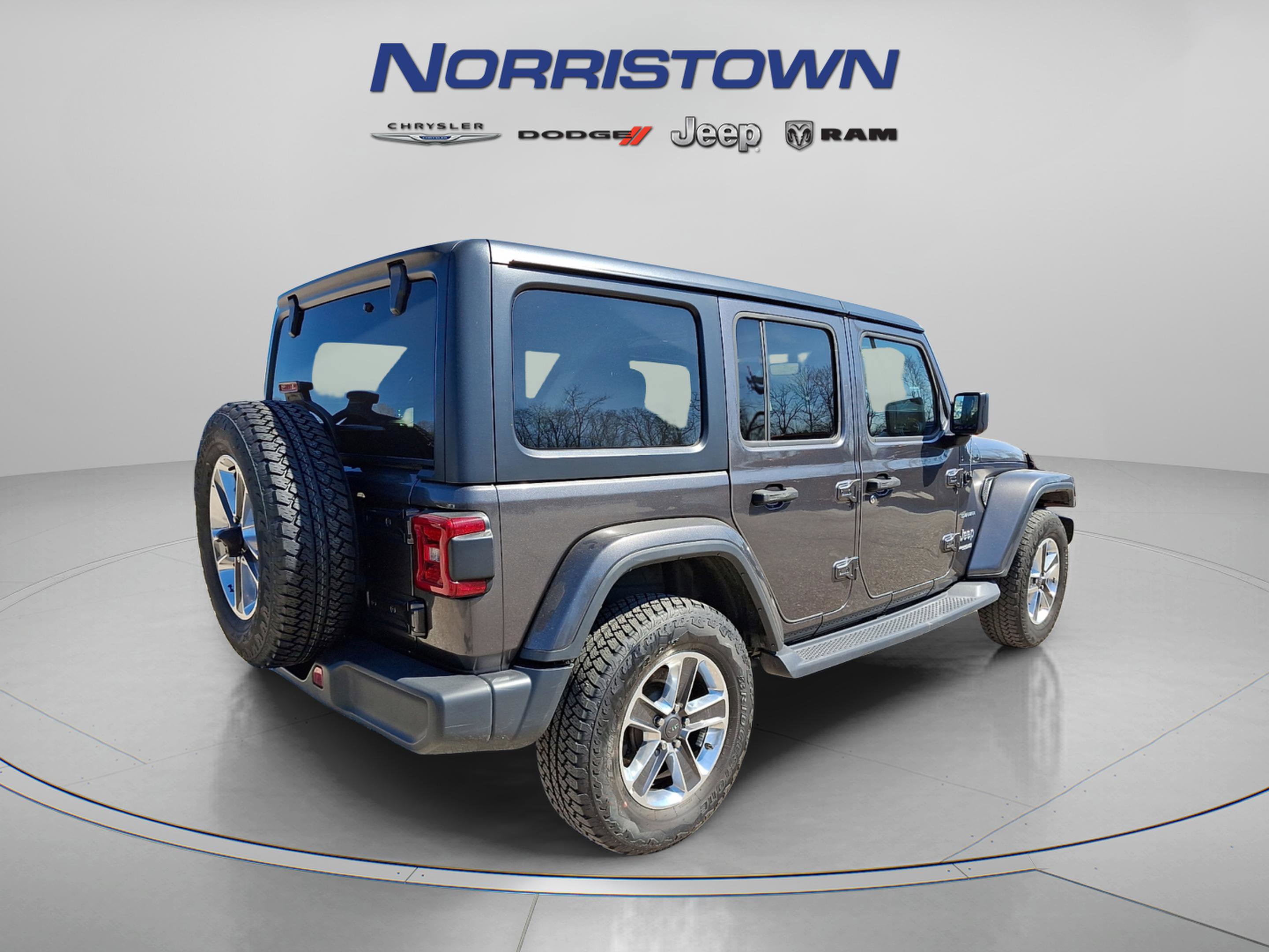 Certified 2018 Jeep Wrangler Unlimited Sahara image 6