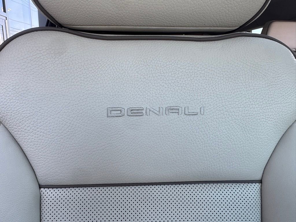 Used 2021 GMC Yukon XL Denali w/ Denali Ultimate Package RWD image 40