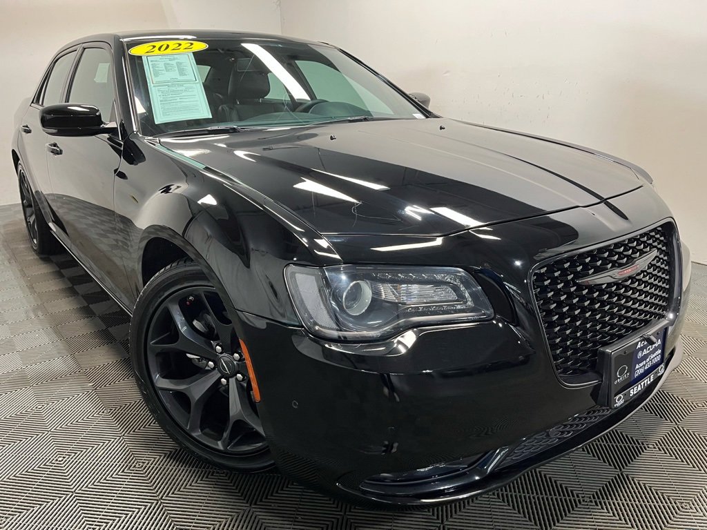 Used 2022 Chrysler 300 S video 1