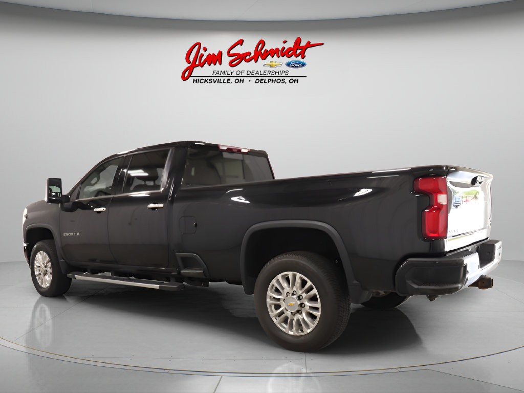 Used 2023 Chevrolet Silverado 2500 High Country w/ Z71 Off-Road Package AWD/4WD image 4