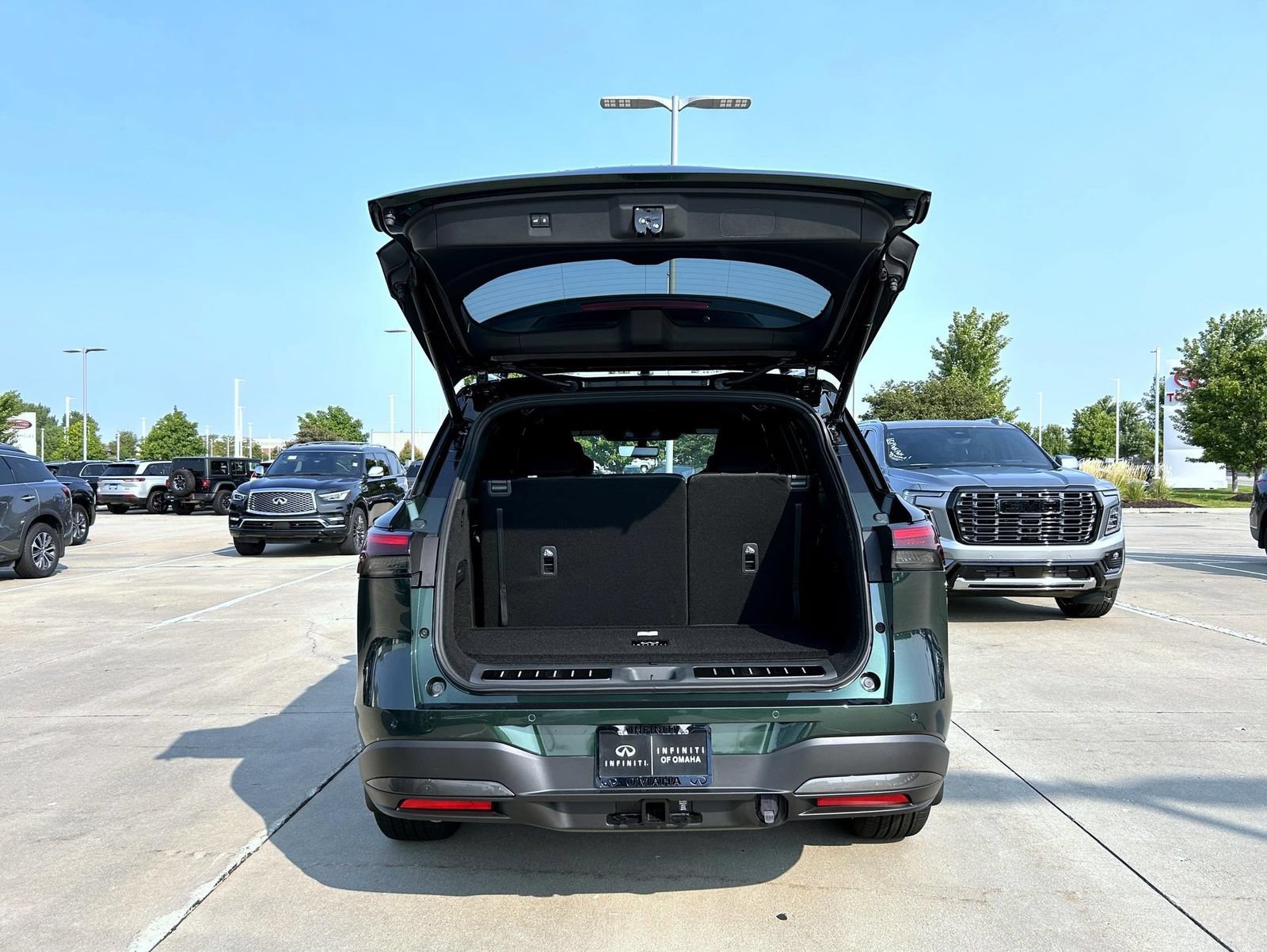 New 2027 INFINITI QX60 Autograph w/ Dark Cargo Package AWD/4WD image 23