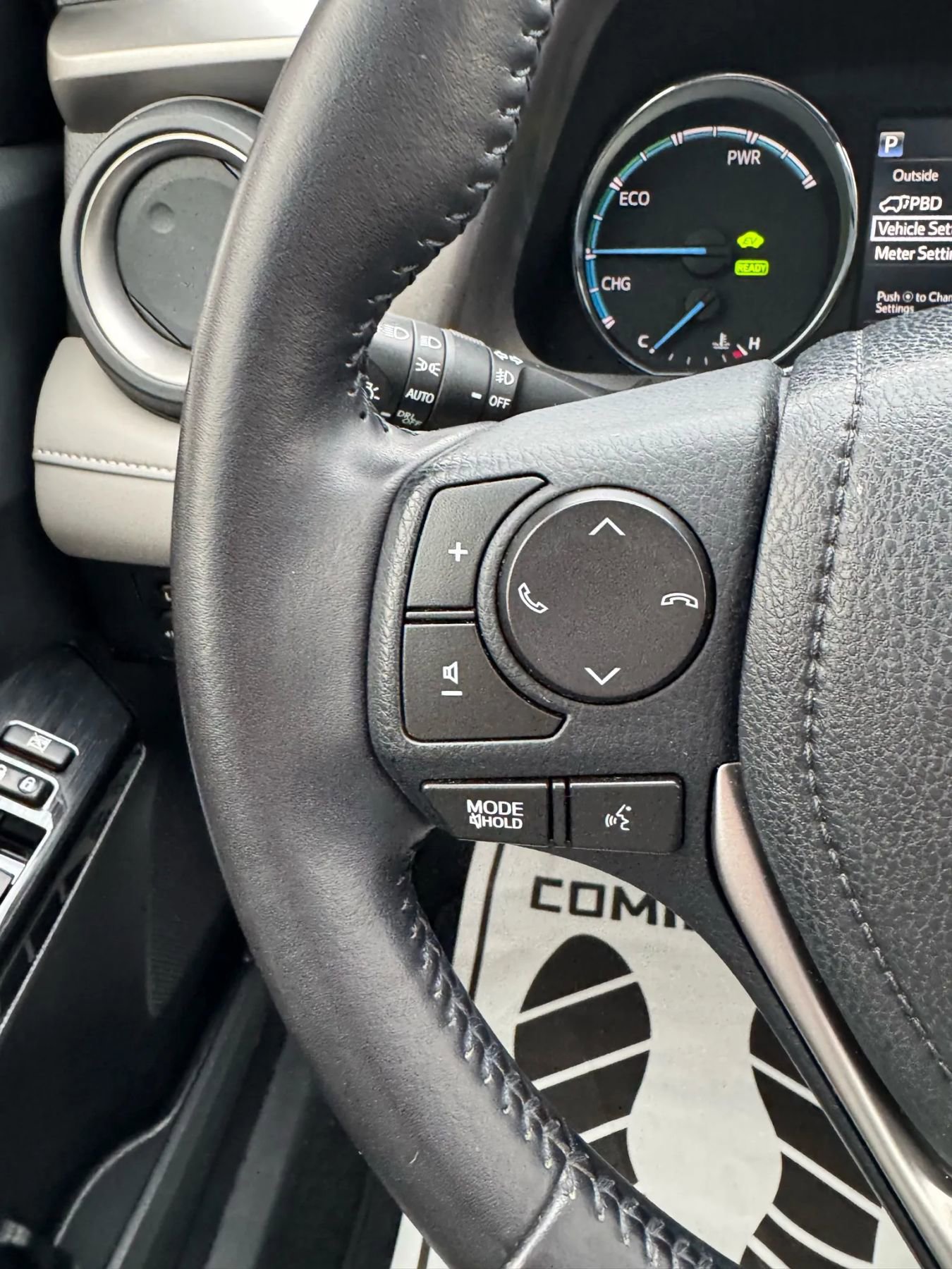 Used 2017 Toyota RAV4 Limited w/ Advanced Technology Package image 53