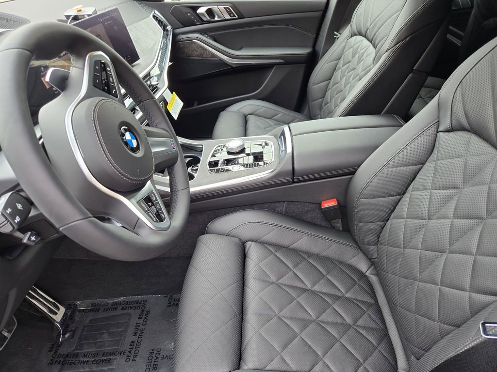 New 2026 BMW X7 xDrive40i w/ M Sport Package image 14
