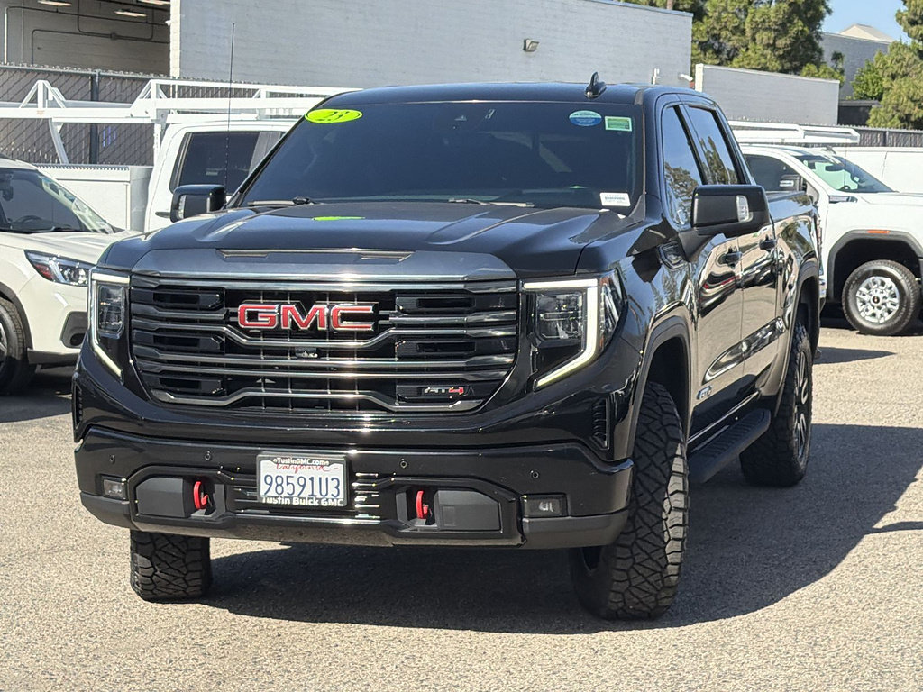 Used 2023 GMC Sierra 1500 AT4 w/ AT4 Premium Package AWD/4WD image 3