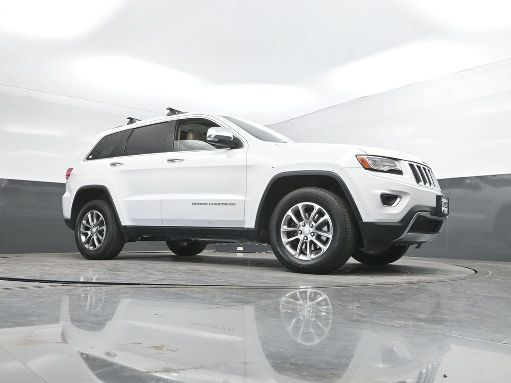 Used 2014 Jeep Grand Cherokee Limited w/ Luxury Group II AWD/4WD image 46