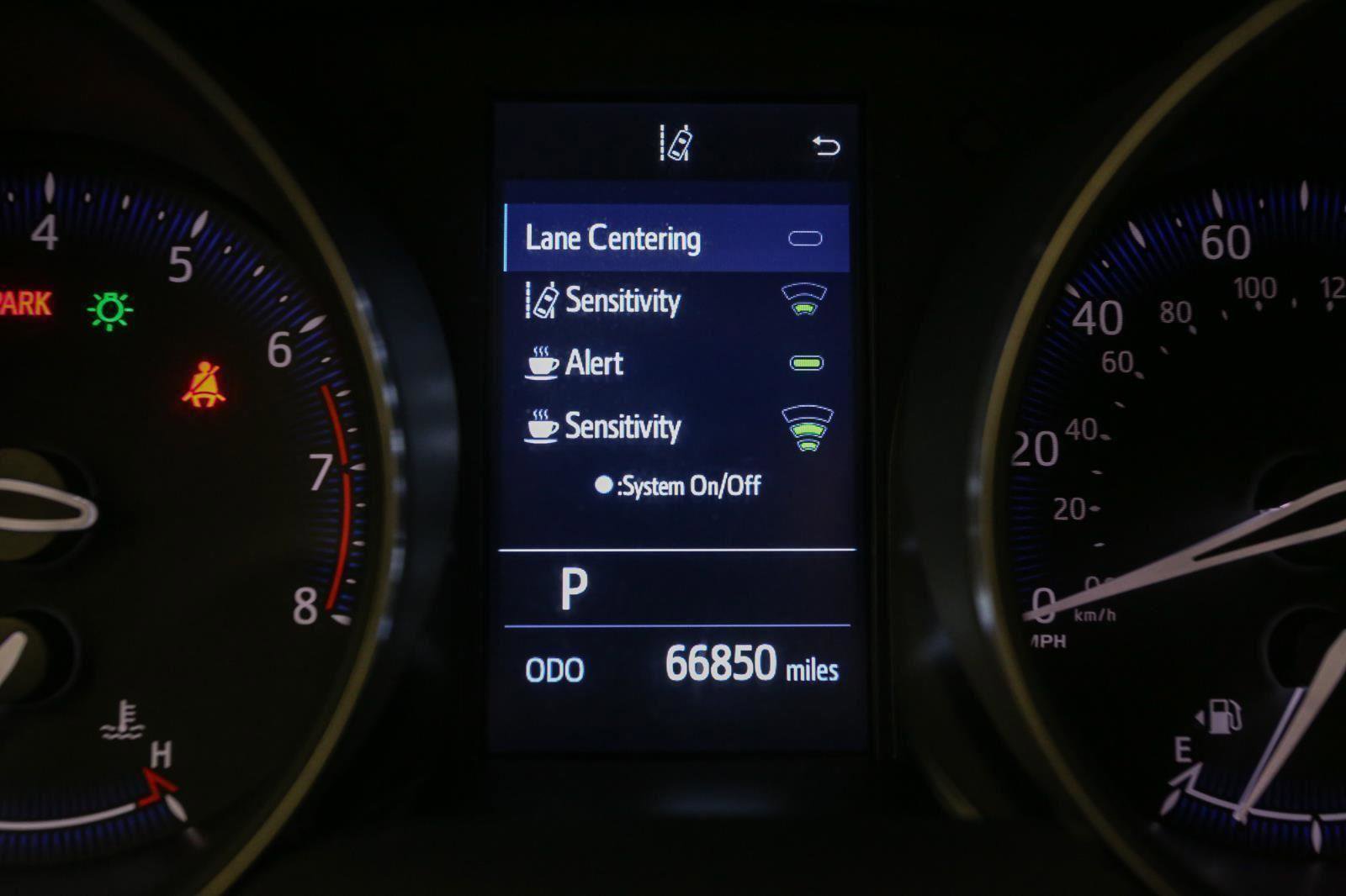 Used 2021 Toyota C-HR LE image 36