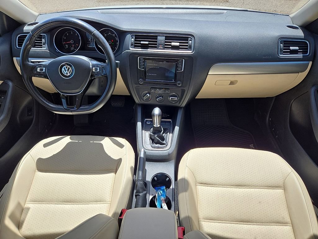 Used 2017 Volkswagen Jetta SE FWD image 16