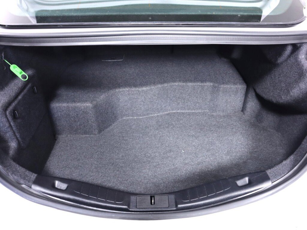 Used 2020 Ford Fusion SE image 36