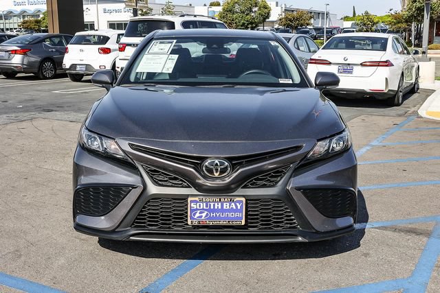 Used 2024 Toyota Camry SE FWD image 2