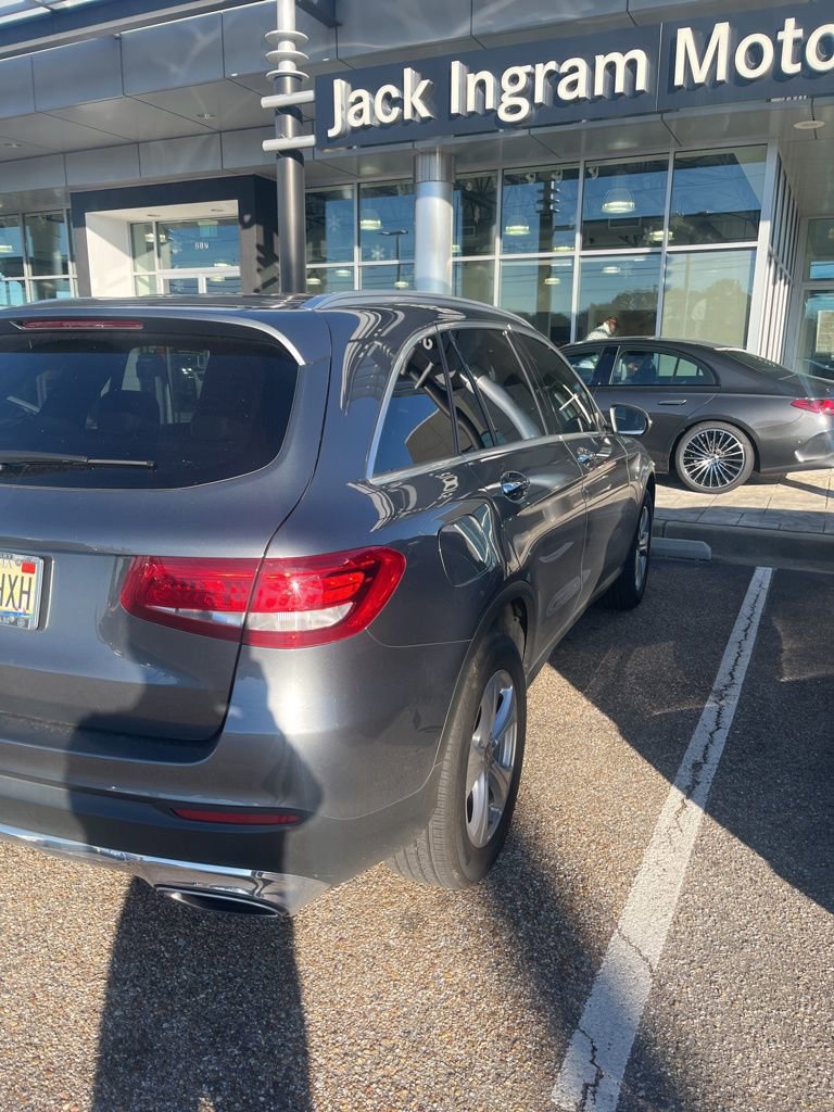 Used 2018 Mercedes-Benz GLC 300 GLC 300 image 4