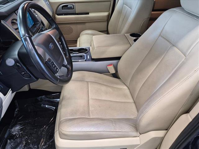 Used 2017 Ford Expedition Limited w/ Equipment Group 301A RWD image 14