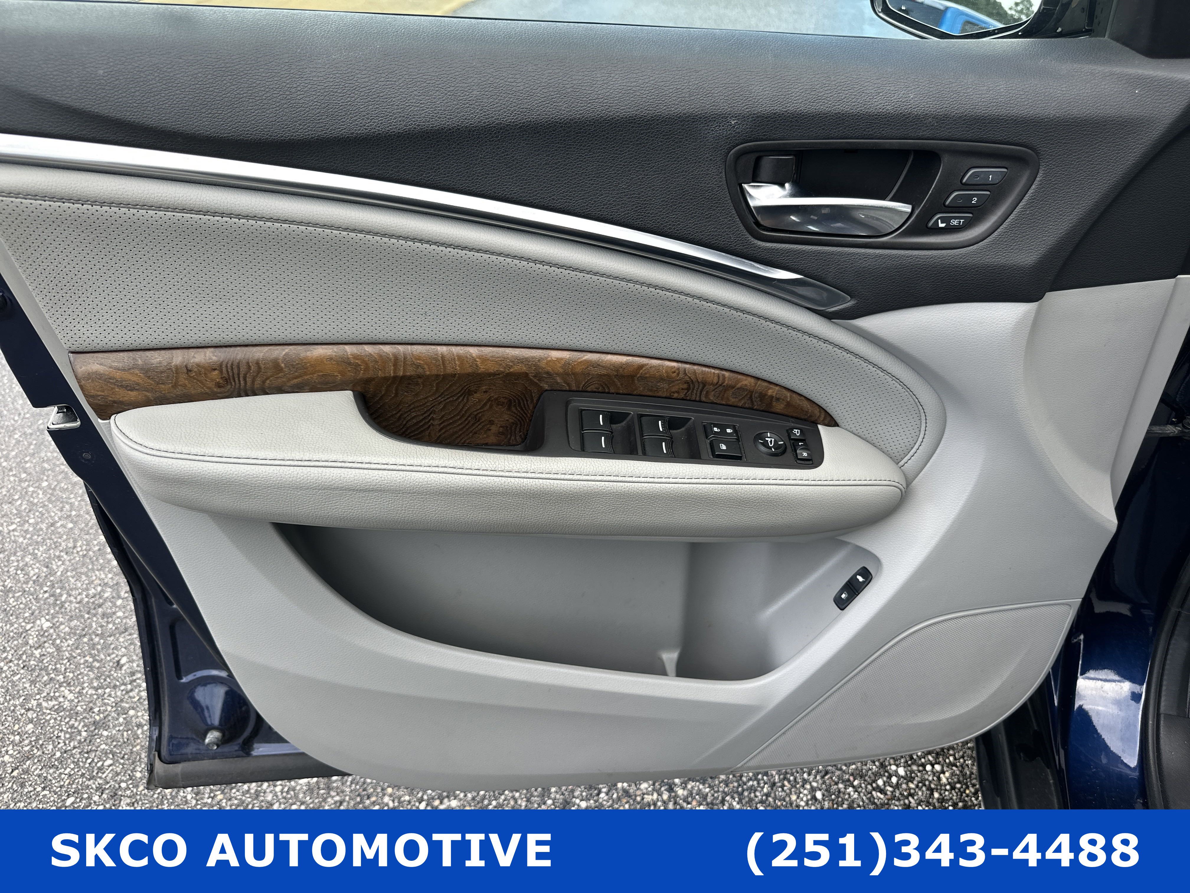 Used 2020 Acura MDX FWD w/ Technology Package image 12