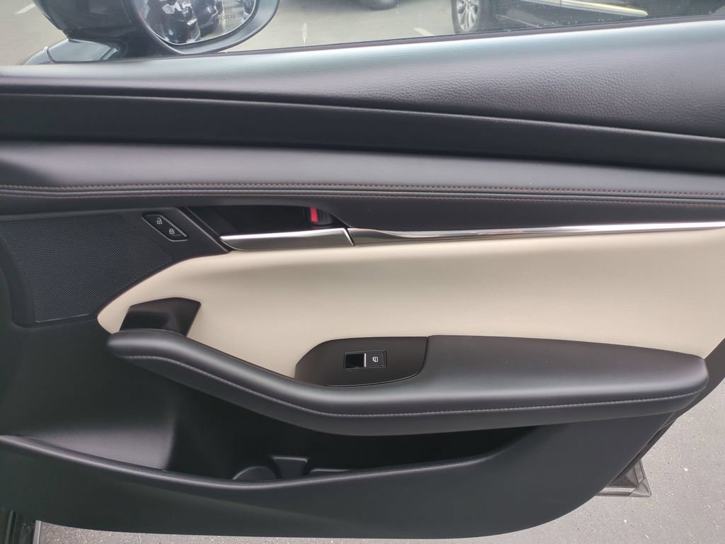 Used 2025 MAZDA MAZDA3 s FWD image 31