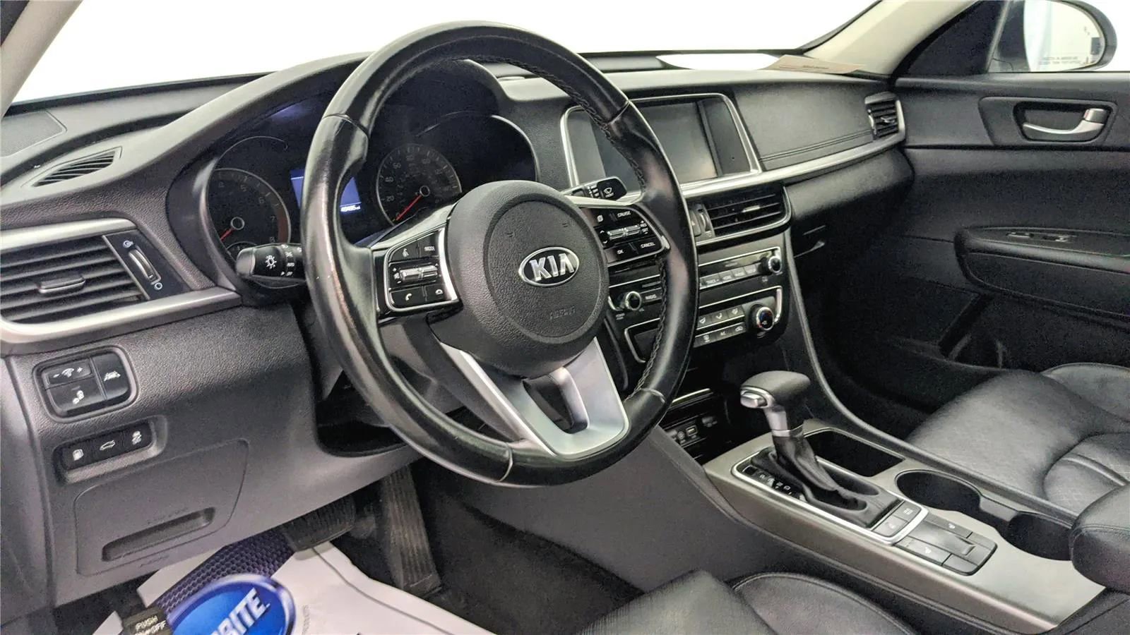 Used 2020 Kia Optima SE image 16