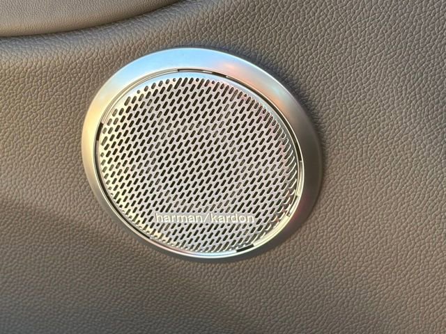 Used 2025 Alfa Romeo Giulia w/ Driving Assist Package RWD image 15