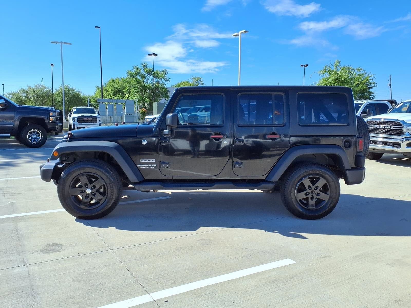 Used 2016 Jeep Wrangler Unlimited Sport AWD/4WD image 8