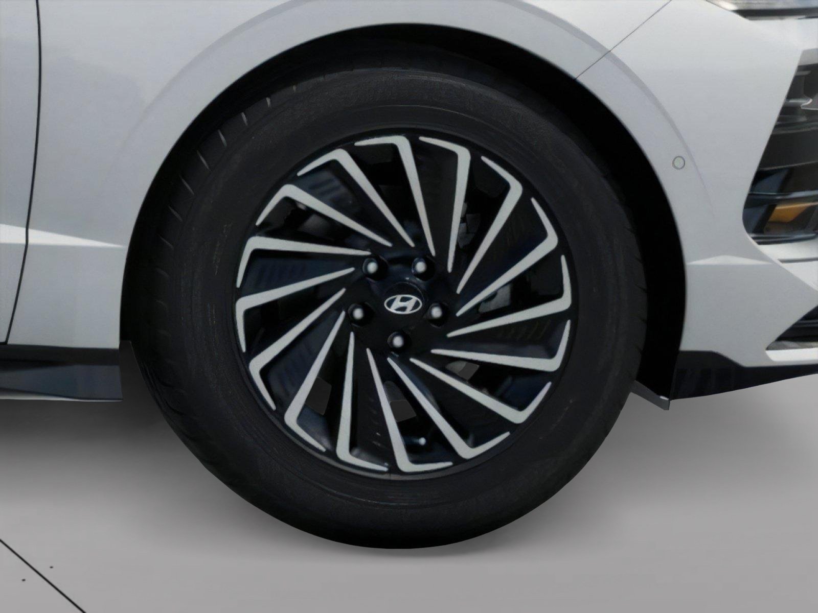 New 2026 Hyundai Sonata Limited FWD image 8