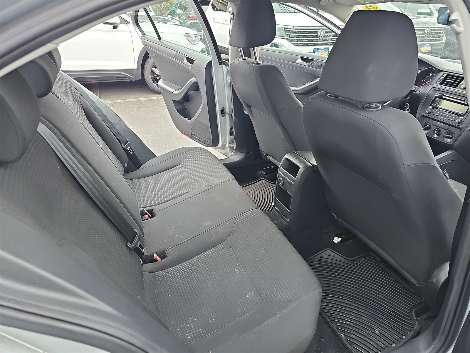 Used 2015 Volkswagen Jetta S image 14