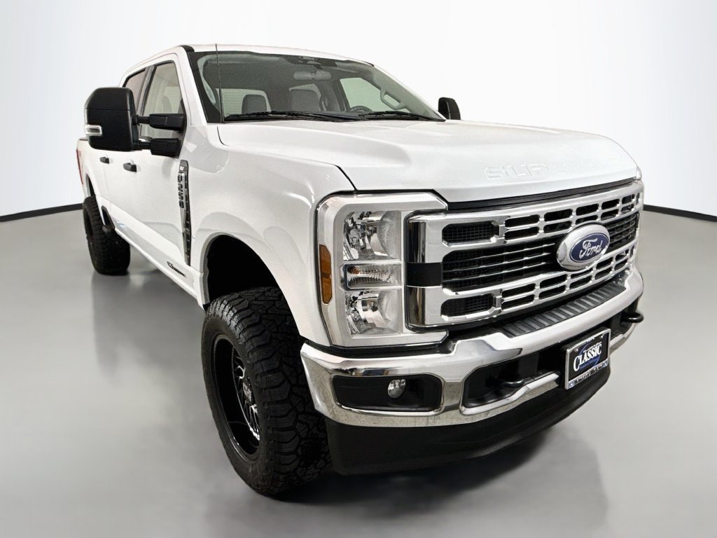 Used 2024 Ford F250 XLT w/ FX4 Off-Road Package AWD/4WD image 1