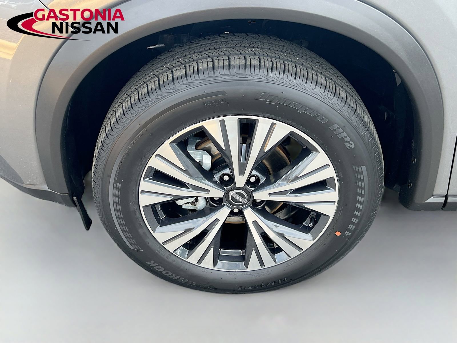 Used 2023 Nissan Rogue SV image 39