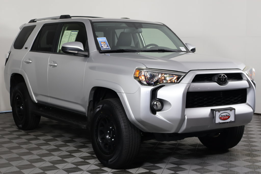 Used 2019 Toyota 4Runner SR5 Premium AWD/4WD image 3