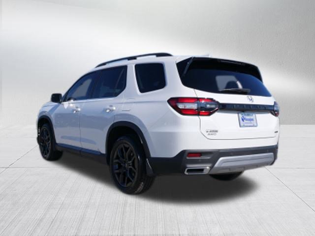 Used 2025 Honda Pilot Touring image 5