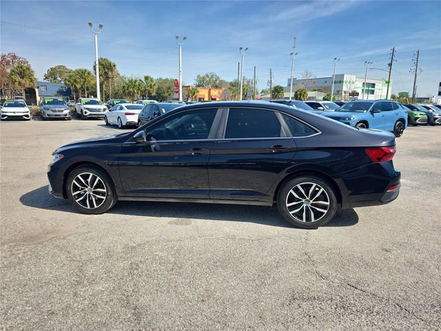 New 2026 Volkswagen Jetta SE FWD image 5