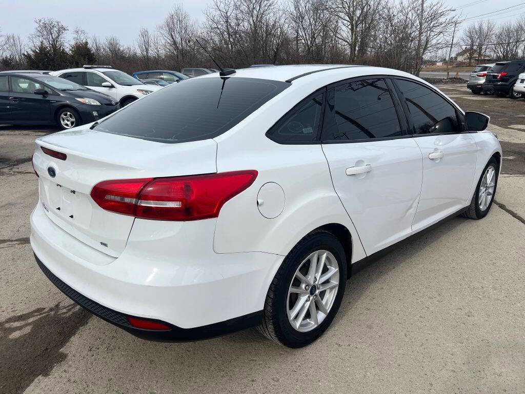 Used 2018 Ford Focus SE image 6