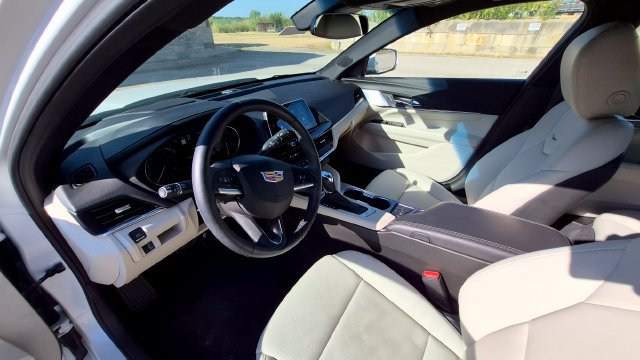 New 2025 Cadillac CT4 Premium Luxury RWD image 11