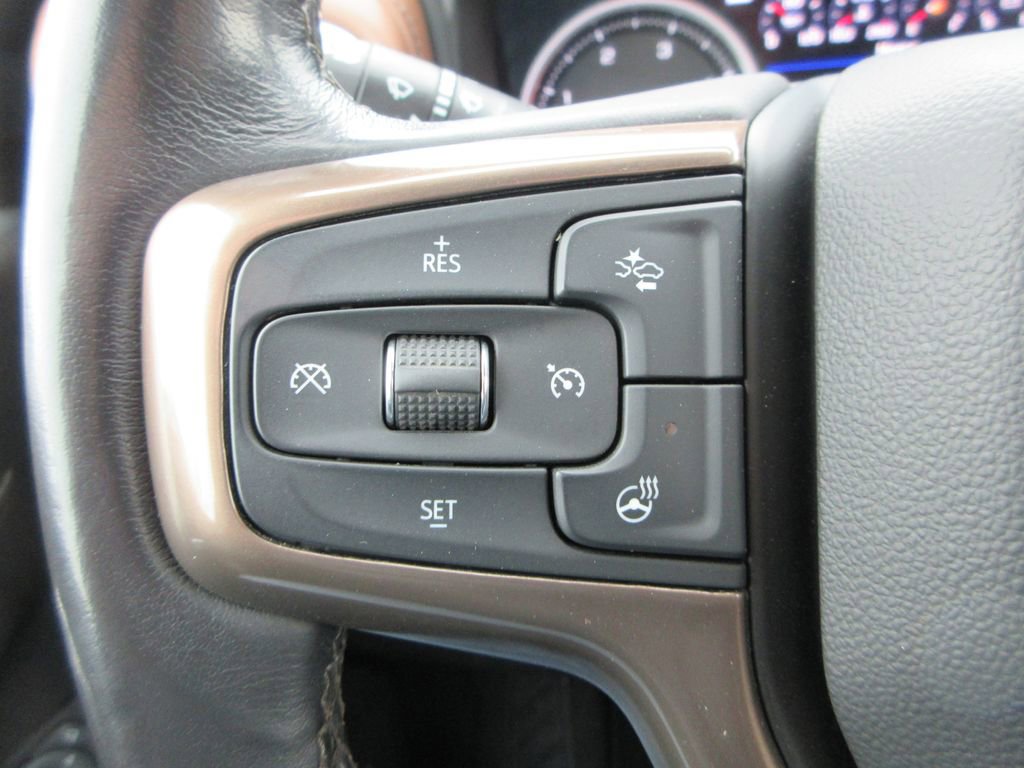 Certified 2022 Chevrolet Silverado 3500 High Country w/ Safety Package II image 30